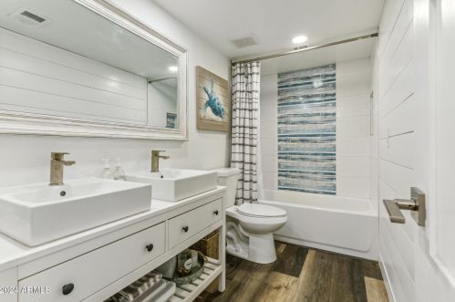 5537 Wethersfield Rd, Scottsdale AZ  85254-4231 exterior