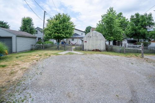 737 Leesburg Ave, Washington Ch OH  43160-1251 exterior