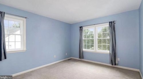 36 Ashburg Dr, Navy Sup Dpt PA  17050-8209 exterior