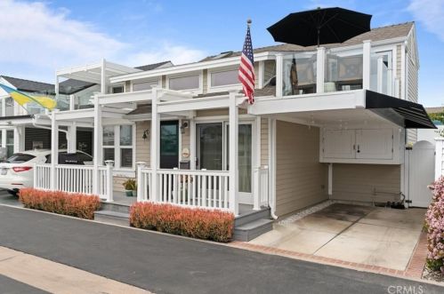 17 Cabrillo St, Newport Beach, CA 92663-4421