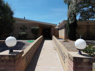 1304 Camelot Rd, Sierra Vista AZ  85635-4716 exterior
