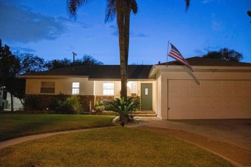 6681 Catalina Dr, Riverside, CA 92504-1814