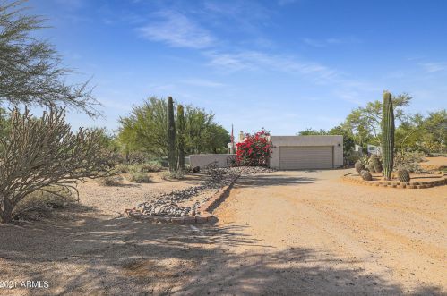 31048 Rancho Moreno Dr, Cave Creek, AZ 85331-5938