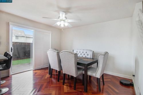 5241 Pebble Glen Dr, Concord CA  94521-4534 exterior
