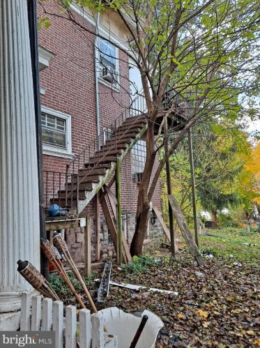 1339 Dekalb St, Norristown PA  19401-3403 exterior