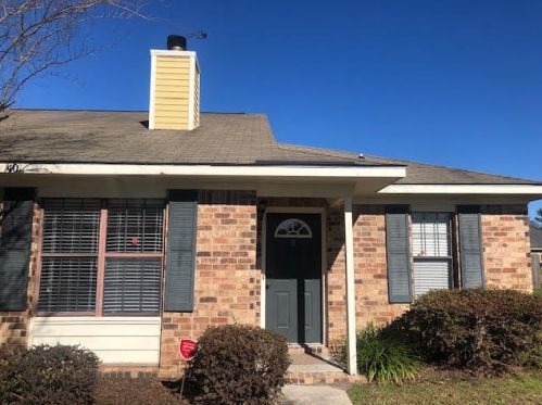 411 Erskine St, Ladson, SC 29456-3259