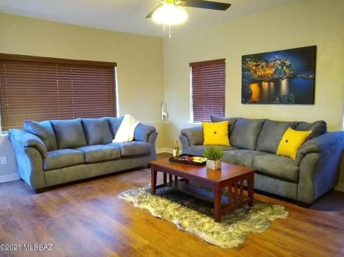 1160 Columbus Blvd, Tucson, AZ 85712-4606
