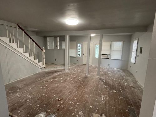 660 Buena Vista Dr, Lake Alfred FL  33850-2012 exterior