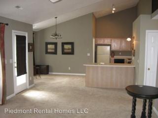 4421 Cove Cay Ln, Greensboro NC  27410-7915 exterior