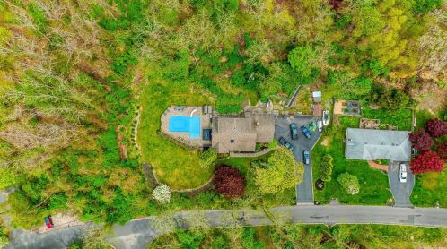 69 Briarcliff Rd, Shoreham, NY 11786-1023
