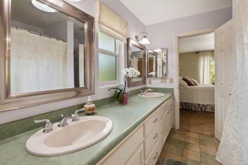 11712 Walnut Rd, Lakeside CA  92040-5625 exterior