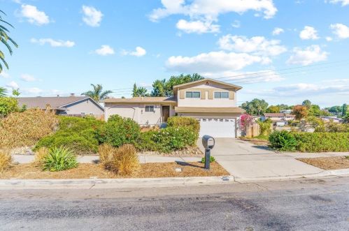 4090 Mira Costa St, Oceanside CA 92056-4611 exterior