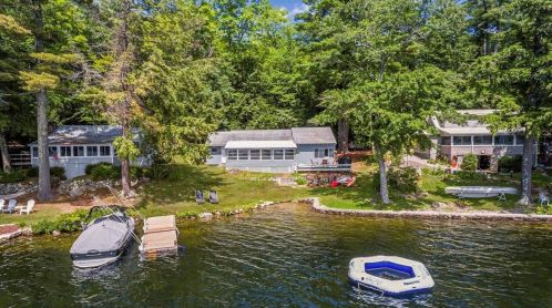 44 Roberts Cove Rd, Wakefield NH  03872-4741 exterior