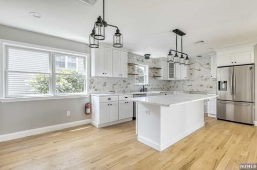 441 Northern Pkwy, Ridgewood NJ  07450-1720 exterior