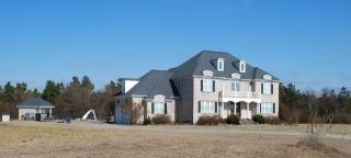 1413 Fox Hollow Dr, Ayden, NC 28513-7613