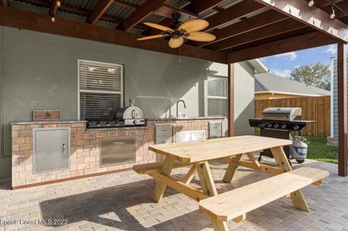 3949 Rolling Hill Dr, Titusville FL  32796-1107 exterior