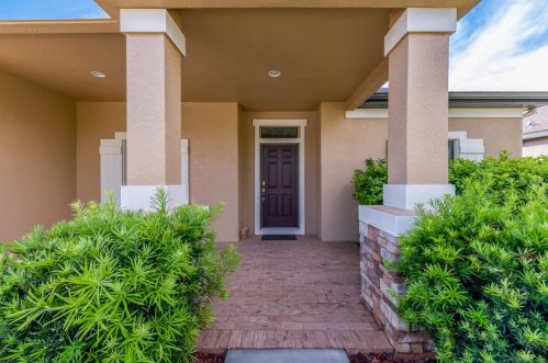21819 Southern Charm Dr, Land O Lakes, FL 34637-7593