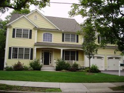 51 Baker Pl, Newton, MA 02462-1303