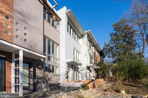 1759 Harvard St, Washington, DC 20009-2905