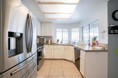 45331 Bison Cir, Lancaster CA  93535-2048 exterior