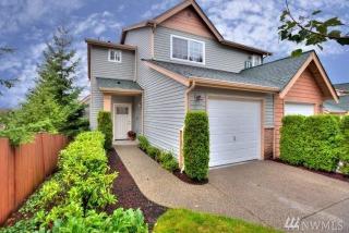 4909 Whitworth Pl, Seattle, WA 98055-8379
