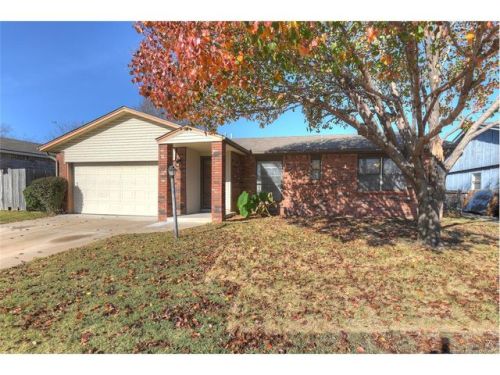 10927 36th Pl, Tulsa, OK 74146-2502