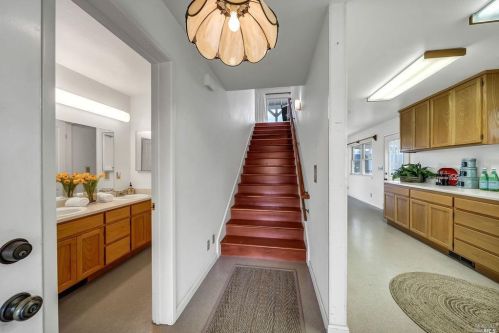 2151 Schultz Rd, Santa Rosa CA  95452-9073 exterior