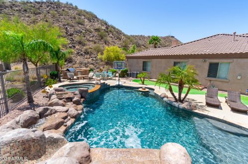 9845 Inglewood St, Mesa, AZ 85207-4152