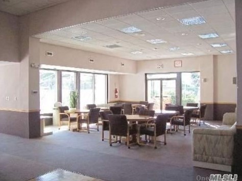 53 Richmond Blvd, Hauppauge NY  11779-3605 exterior