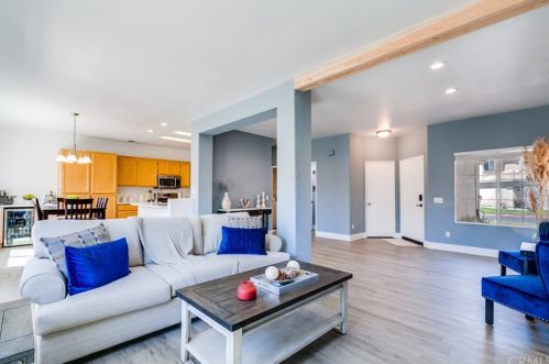 752 Laxford Rd, San Jacinto CA  92583-6533 exterior