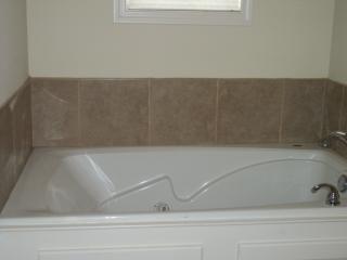 581 Oak Park Cir, Jackson MS  39208-2955 exterior