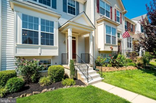 13578 Filly Ct, Gainesville VA  20155-2975 exterior