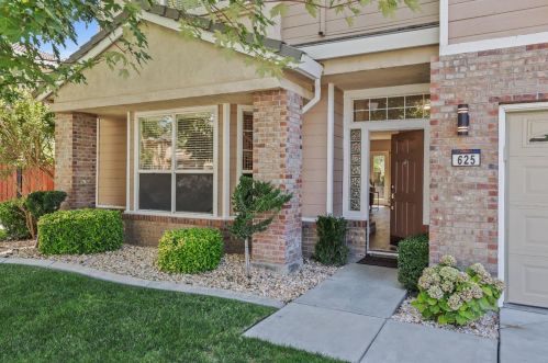 625 Reed Ct, Ripon, CA 95366-9563