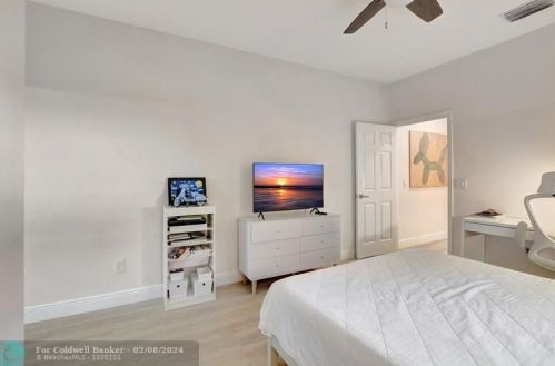 10595 Stonebridge Blvd, Boca Raton FL  33498-2002 exterior