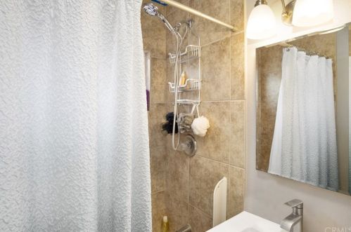 982 Verde Ave, Rialto CA  92376-4145 exterior