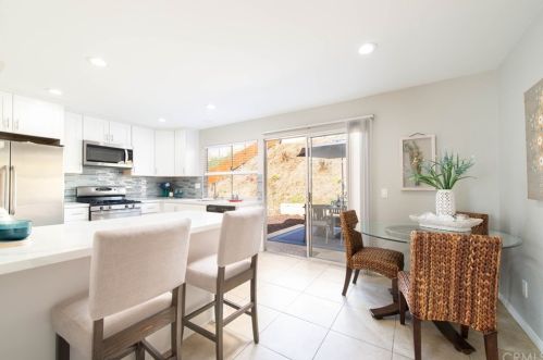 11387 Dalby Pl, San Diego CA 92126-1541 exterior