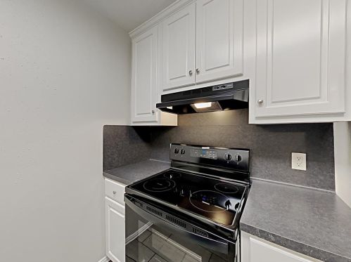 16346 Sun View Ln, Conroe TX  77302-5562 exterior