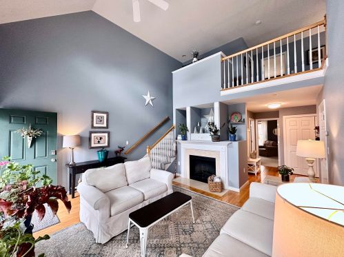 12 Arrow Ln, Raymond NH  03077-1612 exterior