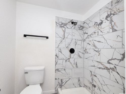 2136 Monroe Blvd, Ogden UT 84403-0235 exterior