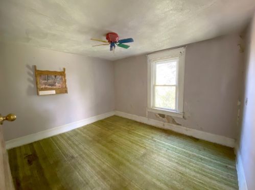 315 Hamilton Ave, Hermitage PA  16121-2002 exterior