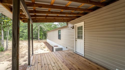 45 Bellini Rd, Defuniak Springs, FL 32433-7737