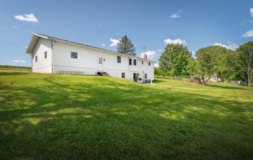 14105 Beckley Rd, Mount Vernon OH 43050-9723 exterior