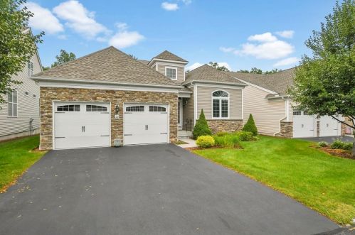22 Sherwood Dr, Methuen, MA 01844-2277