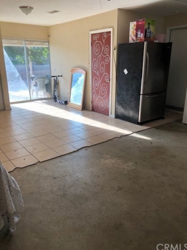 718 Idyllwild Ave, Rialto CA  92376-4816 exterior