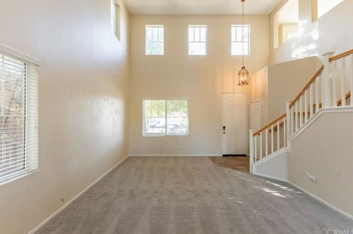 31924 Hyacinth Ct, Lake Elsinore CA  92532-2607 exterior