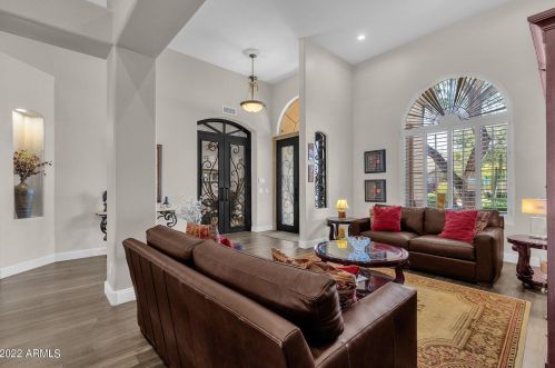 6435 Everett Dr, Scottsdale AZ  85254-2626 exterior
