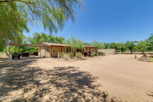 14908 Pecan Ln, Chandler, AZ 85249-9726