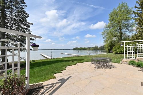 23305 Shore Dr, Kansasville WI  53139-9714 exterior