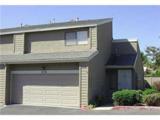 374 Flower Ln, Vista, CA 92083-5575