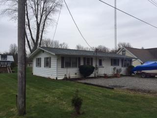 40 Ems T48a Ln, Syracuse, IN 46567-7755